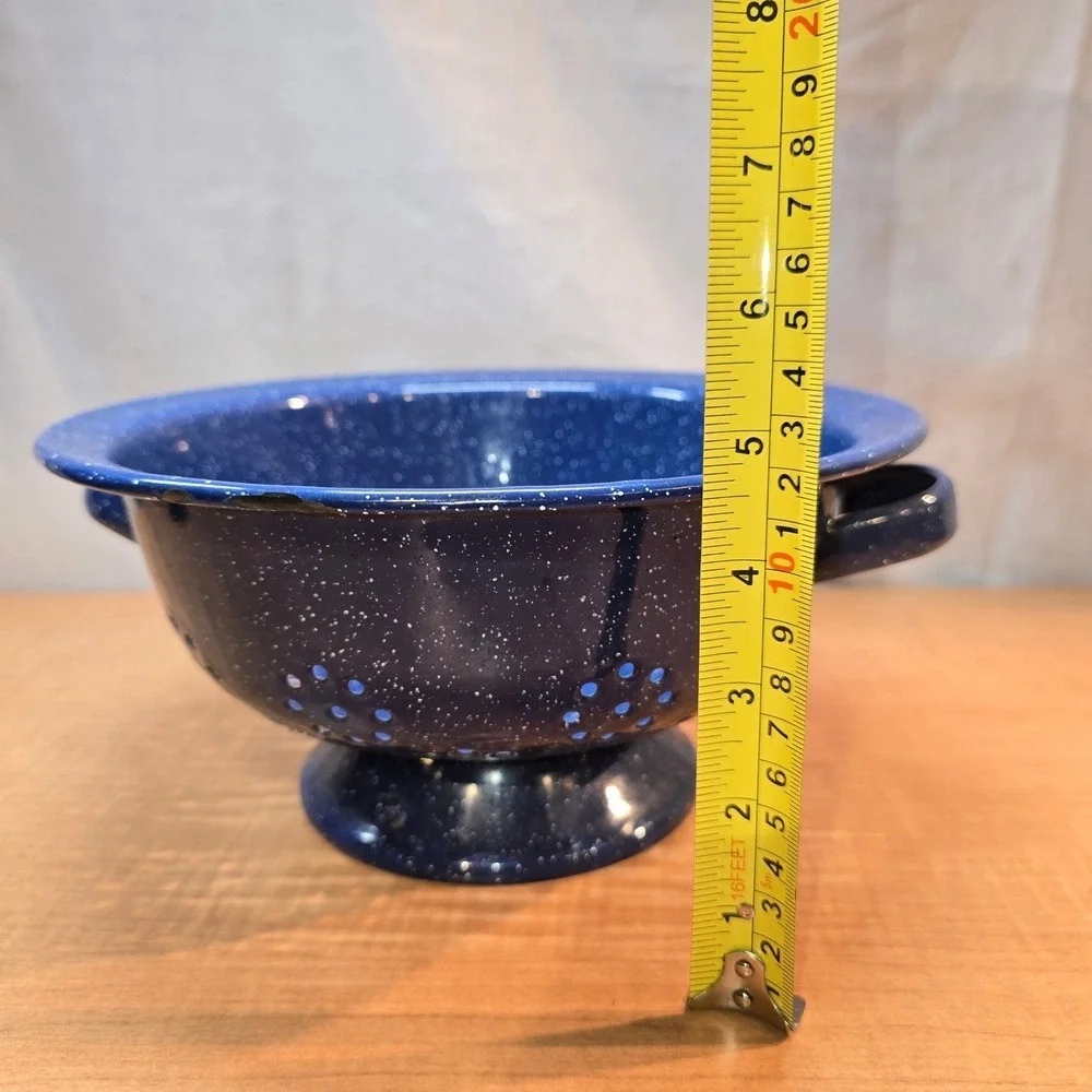 Vintage speckled blue enamelware colander strainer 9.5
